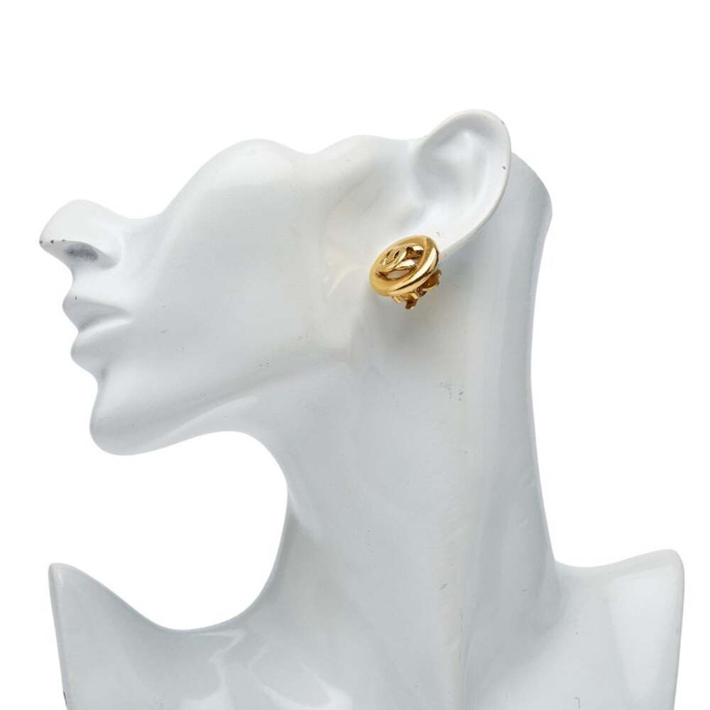 Chanel Cc Logo Round Clip-On Earrings #222119C62B - Picture 5 of 5